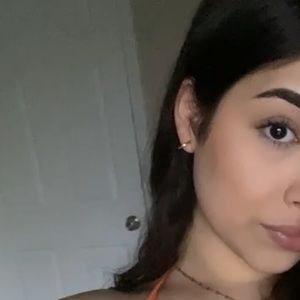 Meet your Posher, Ariana